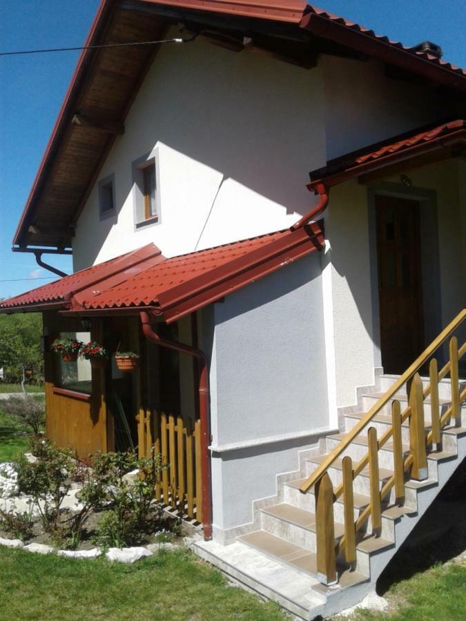 Апартаменти House Sara Кореница Екстер'єр фото