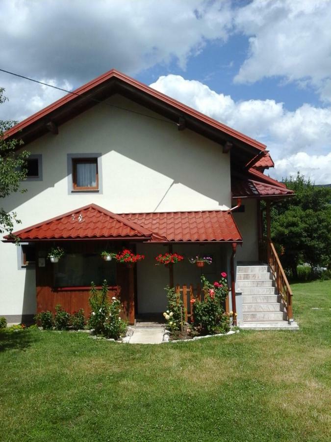 Апартаменти House Sara Кореница Екстер'єр фото